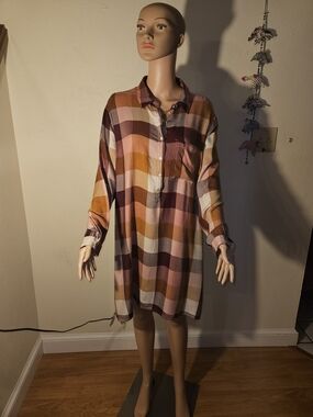 Plaid Long-Sleeve Shirt Dress in Multi-Color